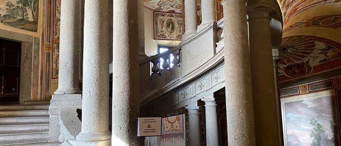 Palazzo-Farnese-Caparola.-La-scala-a-elica.-Dettaglio corsoitalia74viterbo.it - Palazzo Farnese